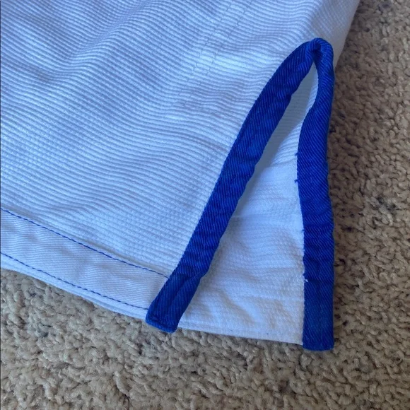 Sanabul White and Blue Jiu Jitsu Gi - Picture 4 of 12